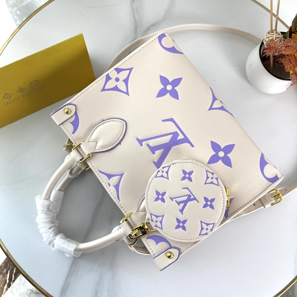 ルイヴィトンバッグ背面デザイン